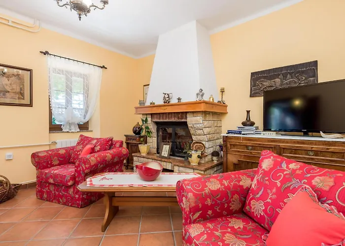 2 Bedroom Cozy In