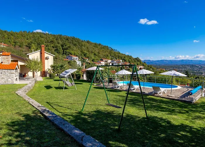 بيت للعطل 2 Bedroom Cozy In Rukavac (Primorje-Gorski Kotar)