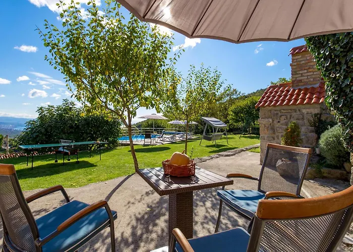 2 Bedroom Cozy In Rukavac (Primorje-Gorski Kotar)