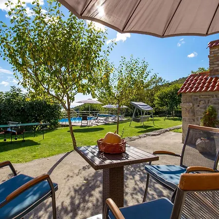 Amazing In With 2 Bedrooms, Wifi&outdoor Swimming Pool Rukavac (Primorje-Gorski Kotar)